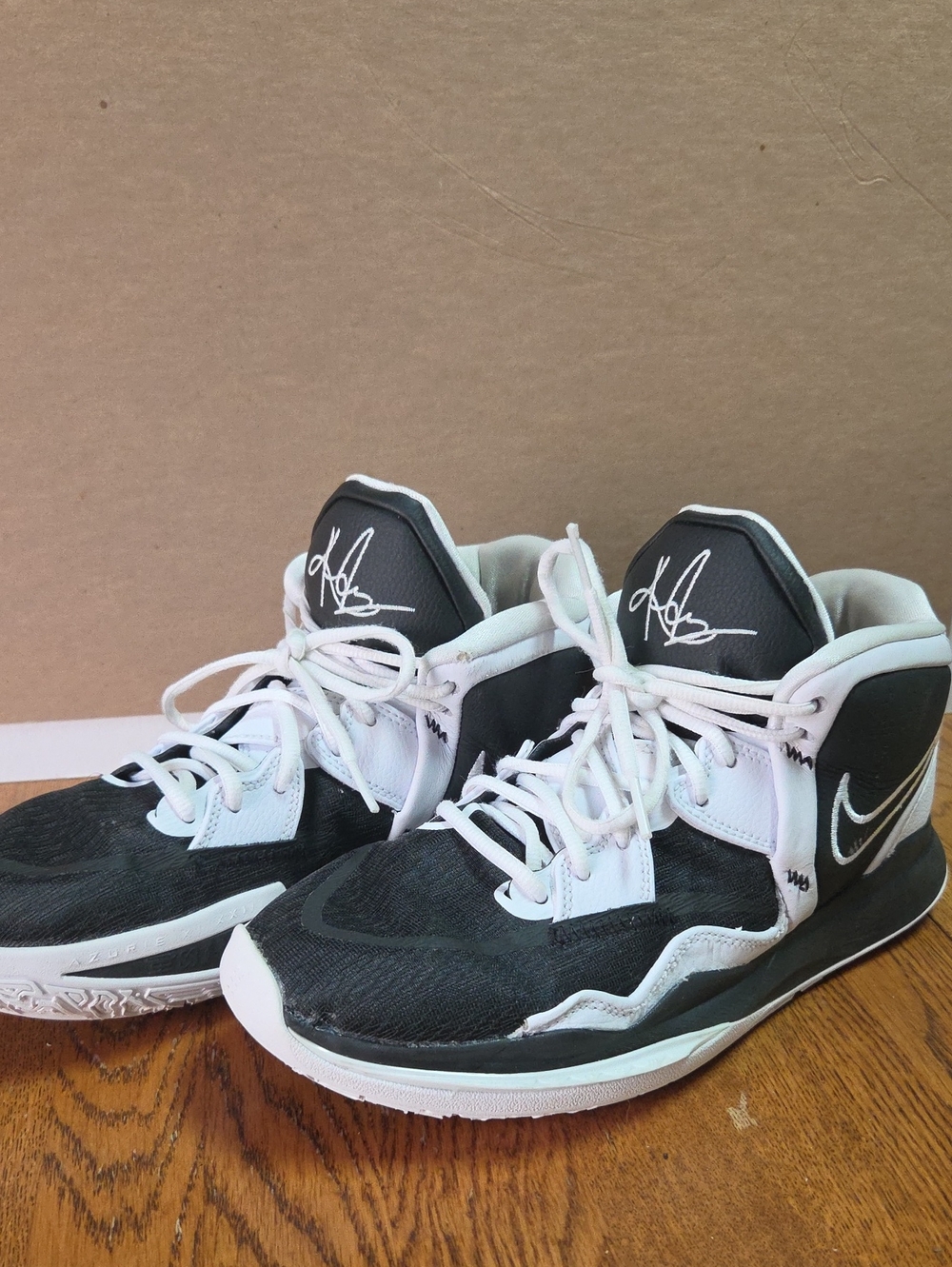 Nike Kyrie Infinity TB basketball sneakers 2022 Size 9